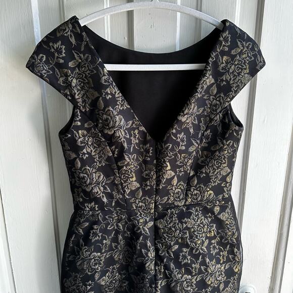 Vera Wang Gold Metallic Floral Sheath Dress - Picture 6 of 8